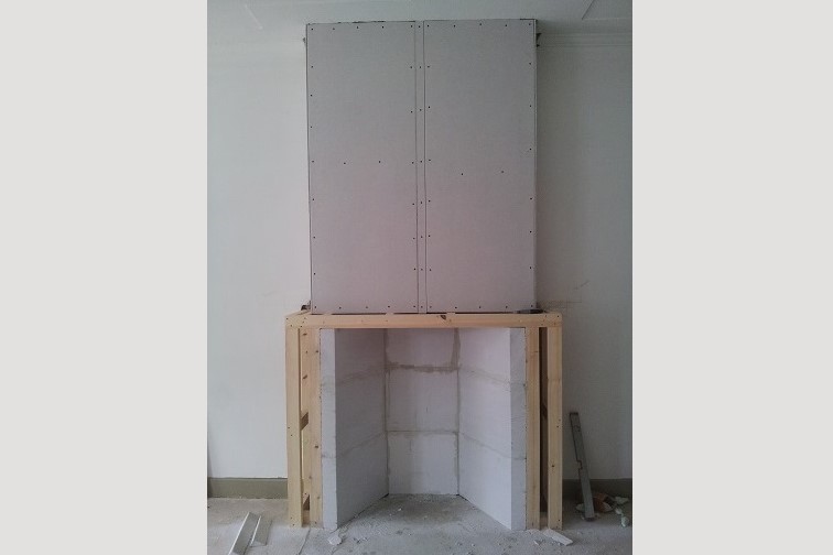 Oude schoorsteen met oorspronkelijke maten als basis voor de reconstructie.