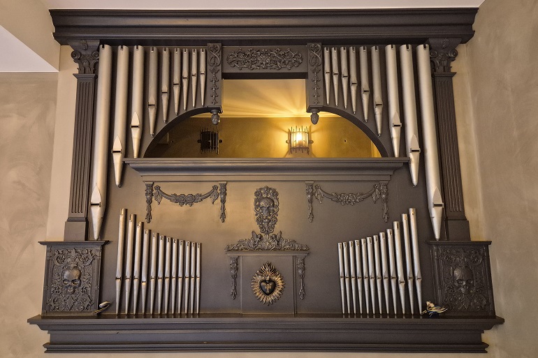 Orgelwand voor techniekstudio – The Metal Church, Maurik